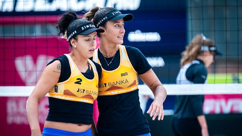 Thamela/Victoria (BRA) vs. Donlin/Denaburg (USA) - Pool E #45776791