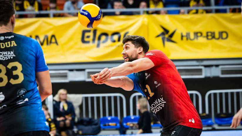 Nowak-Mosty’s Brandon Koppers in action (photo: Lukasz Gorajek / plusliga.pl)