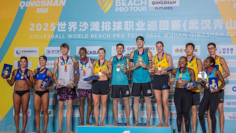The 2025 Wuhan Qingshan Futures medalists (source: volleyballchina.com)