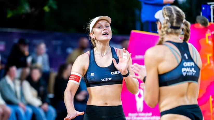 Annique/Leona (SUI) vs. Paul/Kunst (GER) - Pool L #72189334