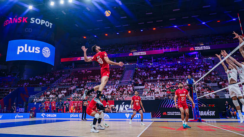 Bulgaria (BUL) vs. Iran (IRI) men - Pool 7 - Preliminary Phase