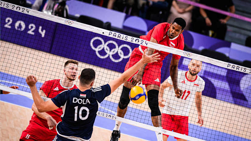 Wilfredo Leon spikes to score against Egypt in Poland's first match at Paris 2024