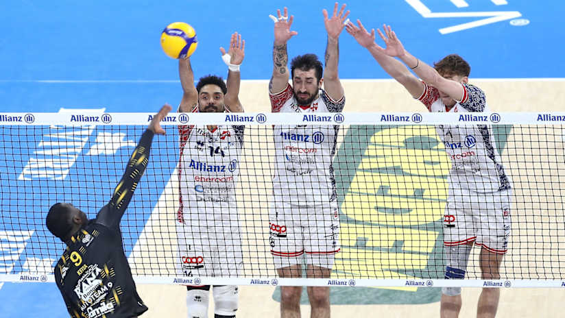 Allianz e Verona em batalha (fonte da foto: legavolley.it)