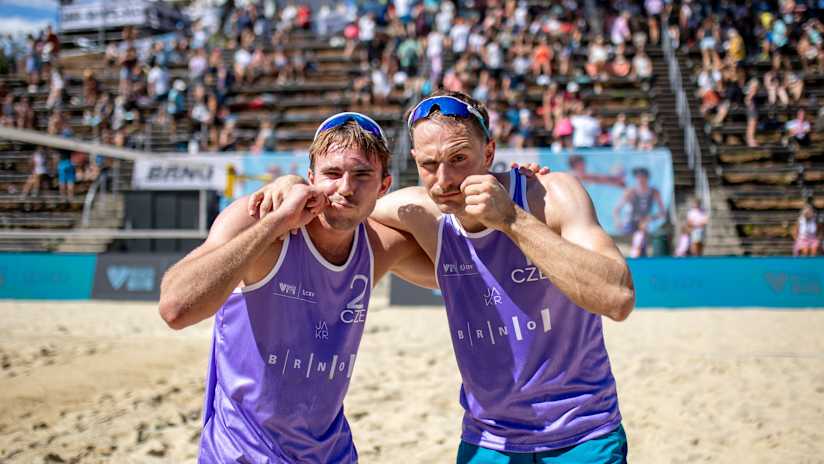 Czechia’s Ondrej Perusic & Jakub Sepka celebrate at the Brno Futures (photo: Pavel Netolicka / cev.eu)