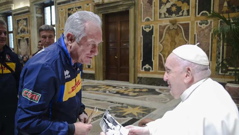 Papa Francesco e Julio Velasco