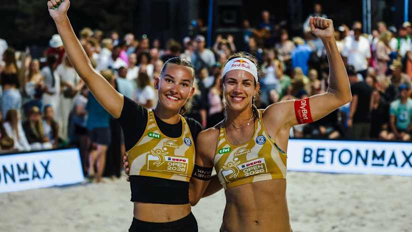 Tina & Ebere triumph together at a Latvian tour stop (source: Beachvolleylv)