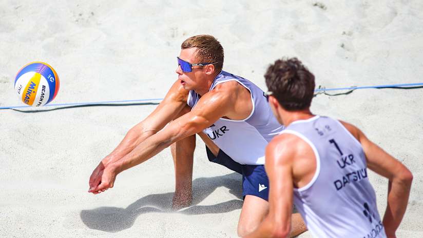 Ukraine’s Ivan Datsiuk & Oleksii Bublyk in action during the Krakow Futures final (source: cev.eu)