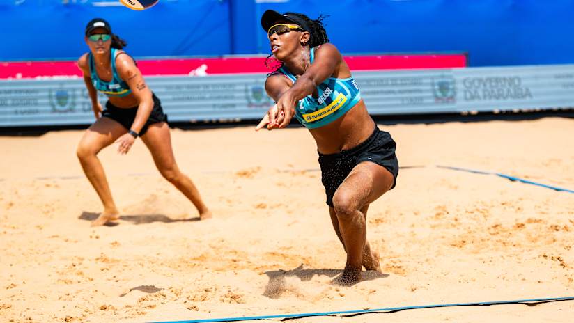 Bekhuis/van Driel, E. (NED) vs. Verena/Kyce (BRA) - Round 1 #59587066