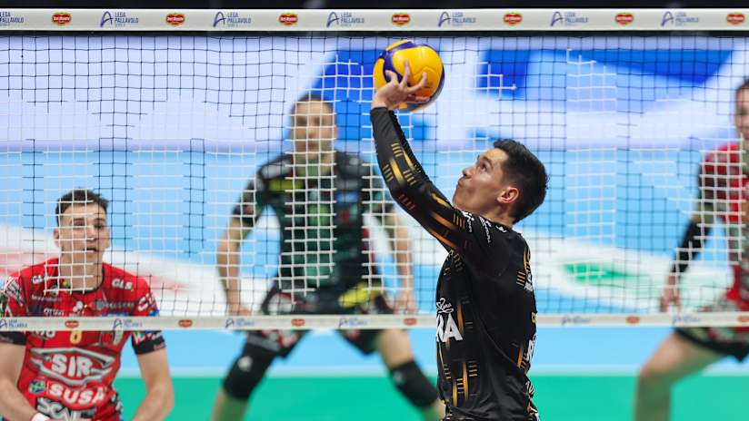 Rana Verona’s American star setter Micah Christenson in action (source: legavolley.it)