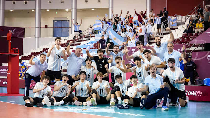 Argentina se vengó de Italia y la eliminó del Mundial