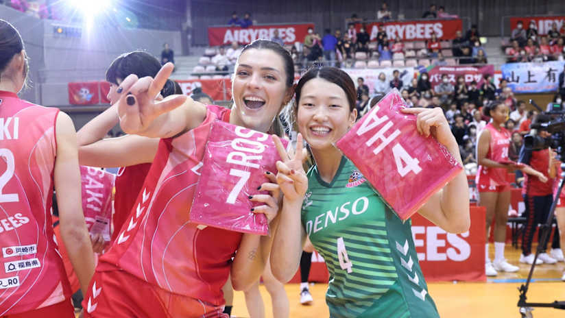 Denso’s Rosamaria Montibeller and Haruna Kawabata (source: Denso Airybees)