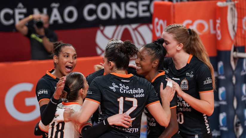 Osasco reverteu desvantagem de dois sets para subir ao terceiro lugar