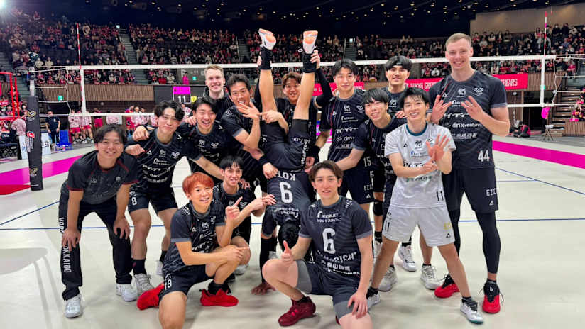 Voreas Hokkaido celebrate their sensational win at Tokyo Great Bears (source: @voreas_official)