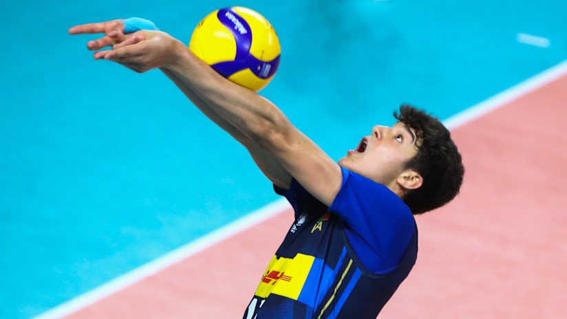 Italy’s Manuel Zlatanov in action (source: cev.eu)