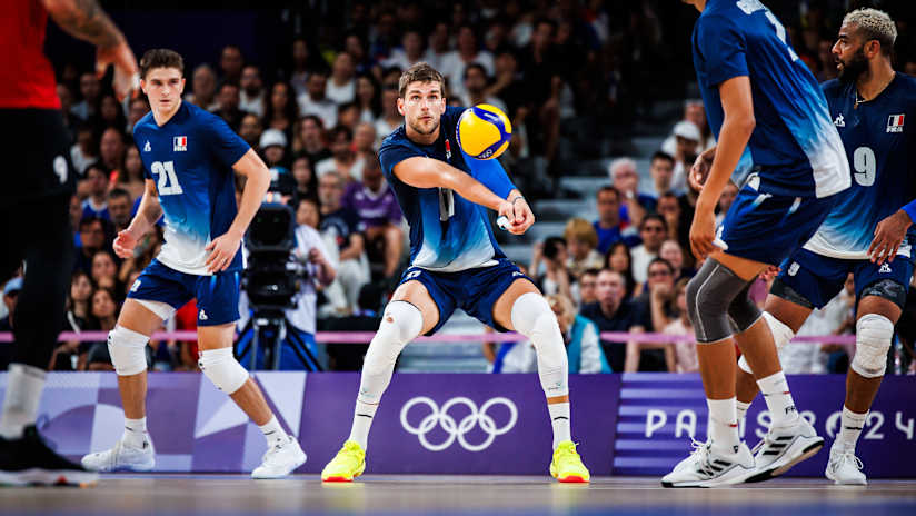 Outside hitter Trévor Clévenot was one of France's standouts in their comeback