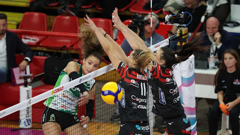 Gaia Giovannini's strong play gave Vallefoglia the edge in their five-set battle against Perugia