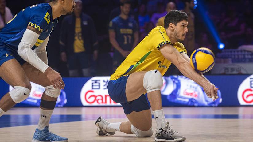 Outside hitter Henrique Honorato for Brazil vs Canada