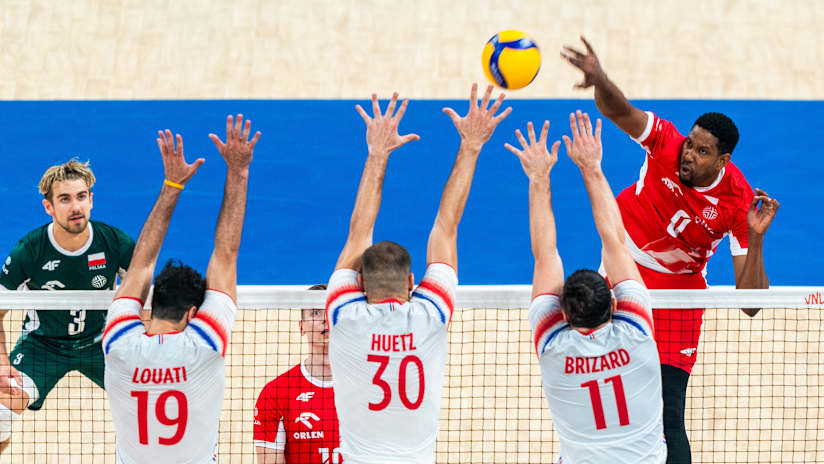 France (FRA) vs. Poland (POL) men - Pool 7 - Preliminary Phase