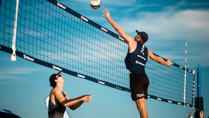 Travis Mewhirter in action during the Pompano Beach Futures final (source: The SpikeNet)
