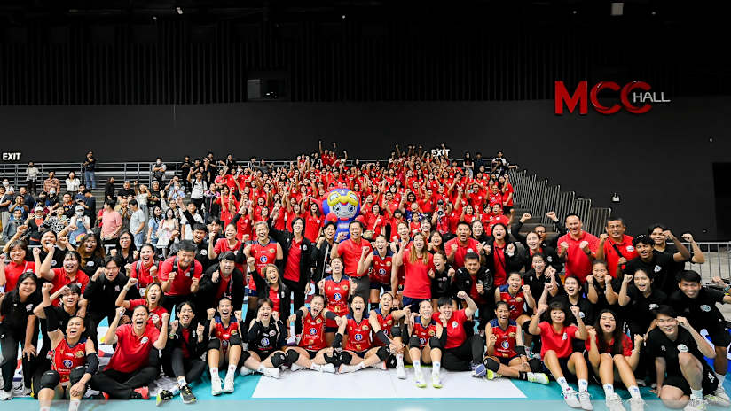 Supreme comemora a coroa zonal com seus fãs (fonte: Supreme VC)