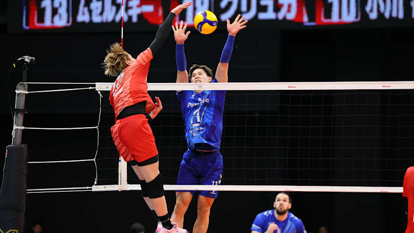 Osaka Bluteon v Suntory Sunbirds Osaka