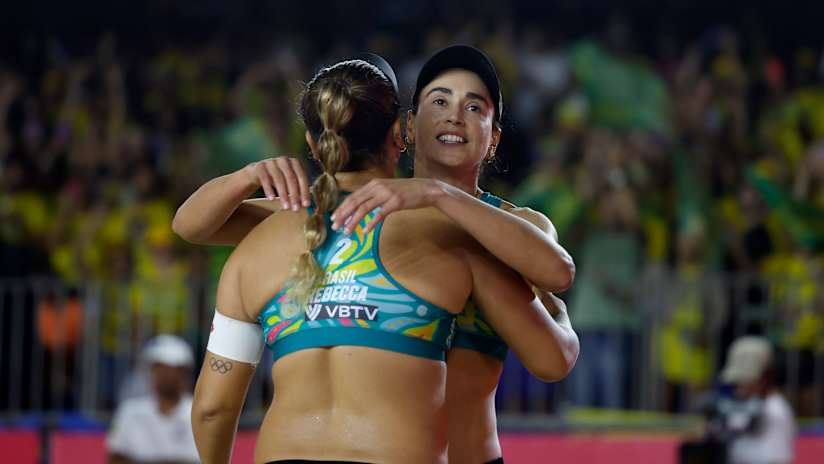 Carol /Rebecca (BRA) vs. Stam/Schoon (NED) - Final 1st Place #117700291