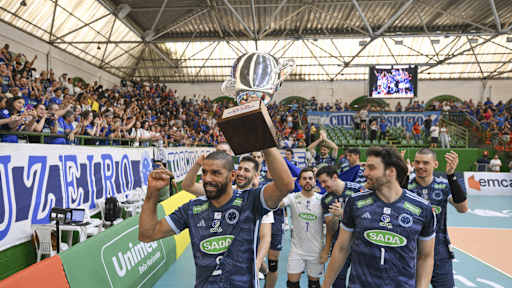 Sada Cruzeiro bate o Goiás e faz a festa com a torcida