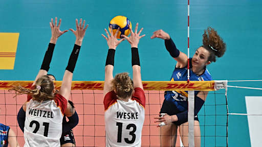 Italy and Germany split wins during VNL preparations