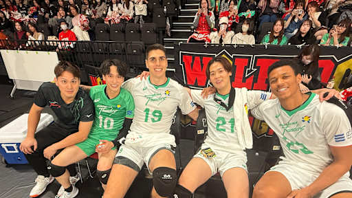 Times de brasileiros têm resultados mistos na abertura da Liga Japonesa