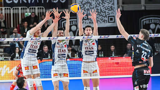 Trentino de Flávio vence e chega à liderança da Liga Italiana