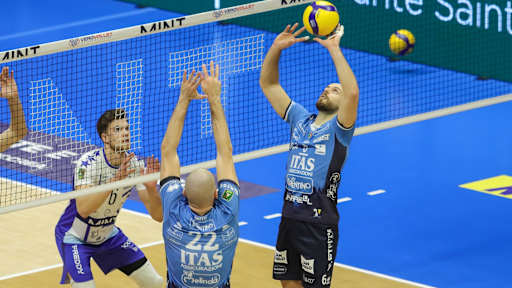 It’s cup time in Italy!