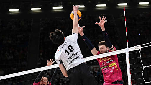 Tokyo and Osaka split wins in the SV.League