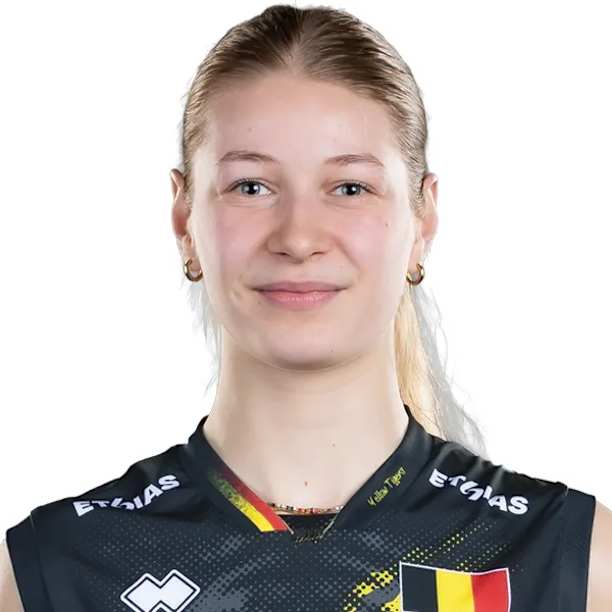 Flore Maes - Jugadora de voleibol, central, Bélgica