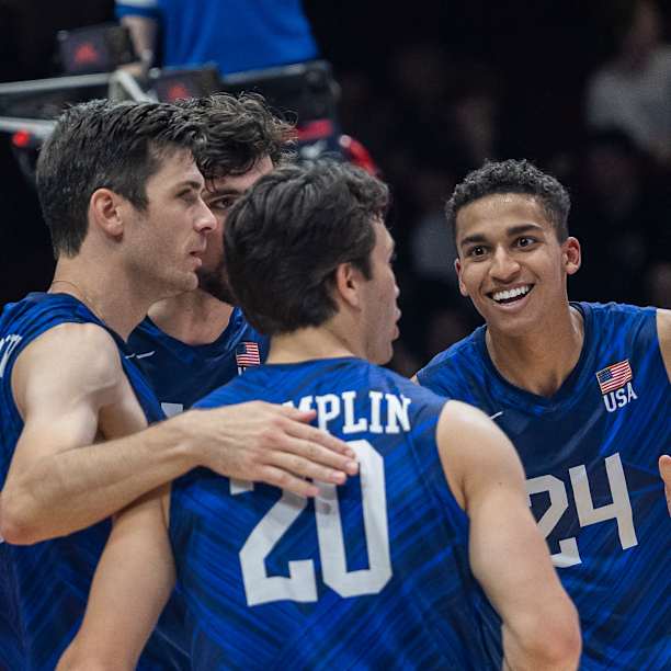 Merrick McHenry - Jogador de voleibol, central, Estados Unidos
