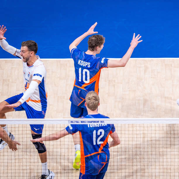 Bennie Junior Tuinstra - Jugador de voleibol, punta receptor, Países Bajos