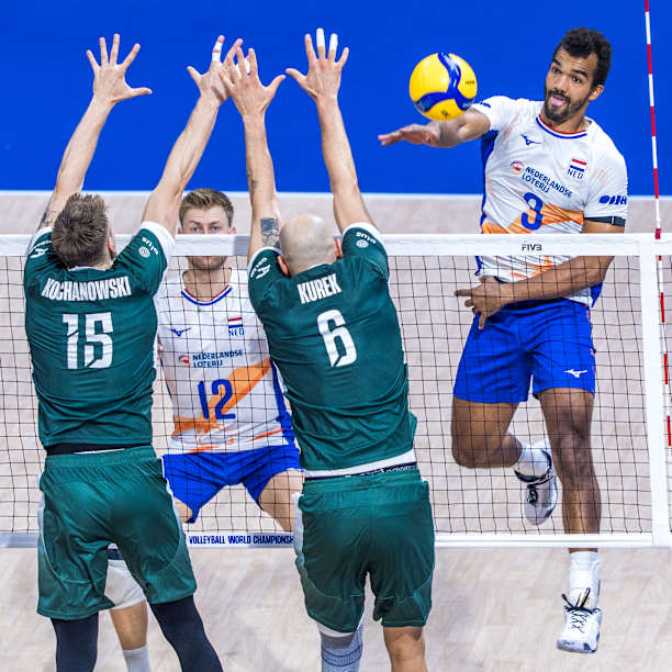 Jakub Kochanowski - Jugador de voleibol, central, Polonia