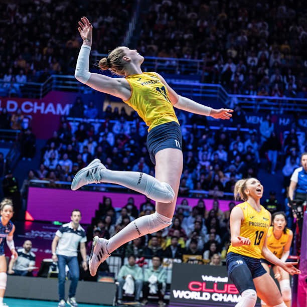 Incredible Haak does it again! Collects her third Club Worlds MVP award