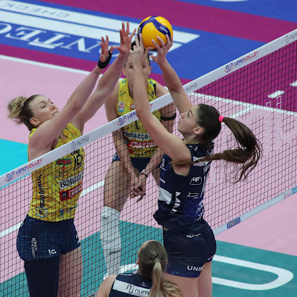 Milano play their last cards against Conegliano