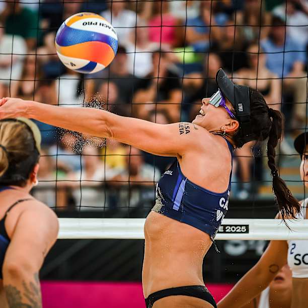 World Championship medalists Carol and Rebecca back in action at 1xBet Itapema Elite