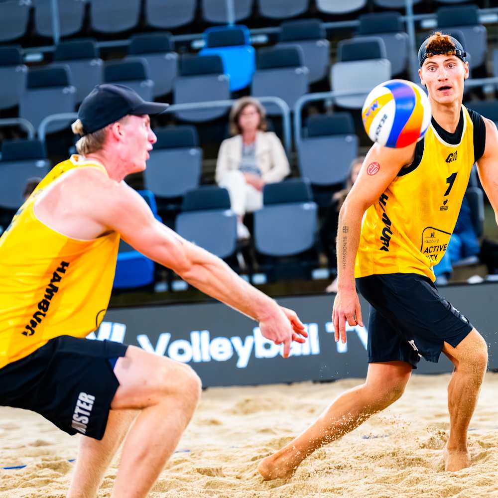 Philipp Huster - Jugador de vóley playa, , Alemania