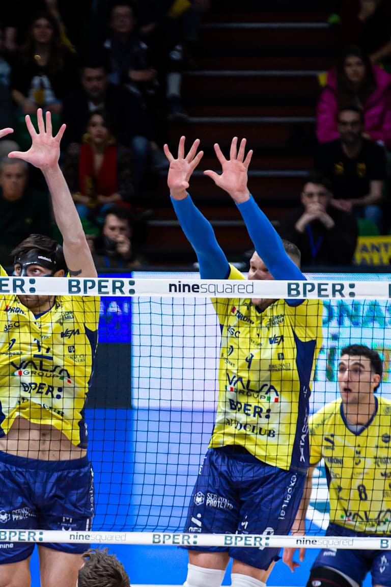 Modena and Gas Sales to battle it out for last semifinal spot