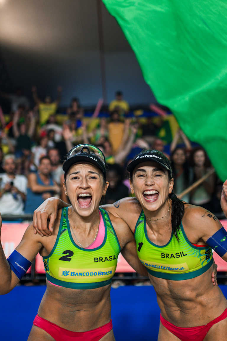 Carol e Bárbara levam ouro no Rio na despedida da dupla