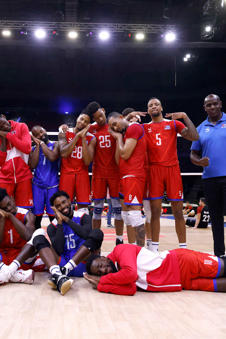 Cuba overcome late arrival troubles and beat Germany