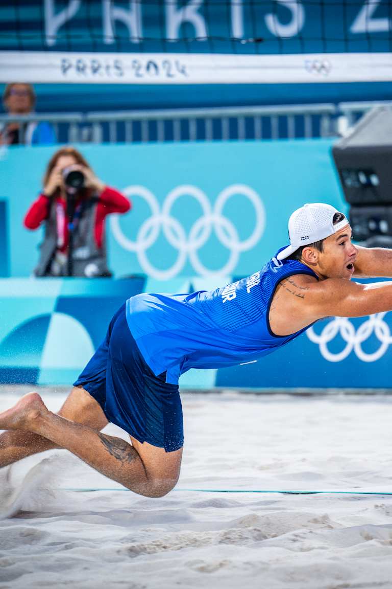 Sunday wraps up with quarterfinal spots for Evandro & Arthur and Hughes & Cheng