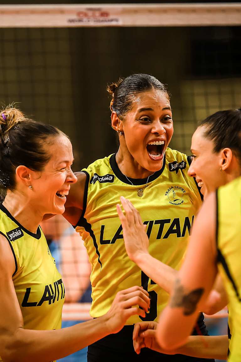 Praia practically secure a semifinal spot in Sao Paulo