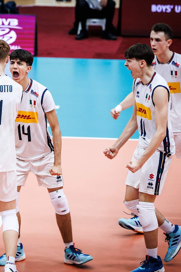 Italy launch Boys’ U17 title defense in style as sweeps mark opening day in Doha