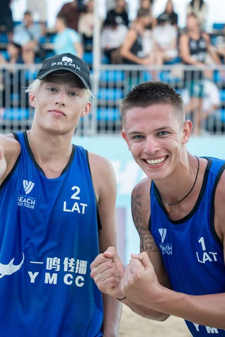 Teens snatch Qidong Futures gold