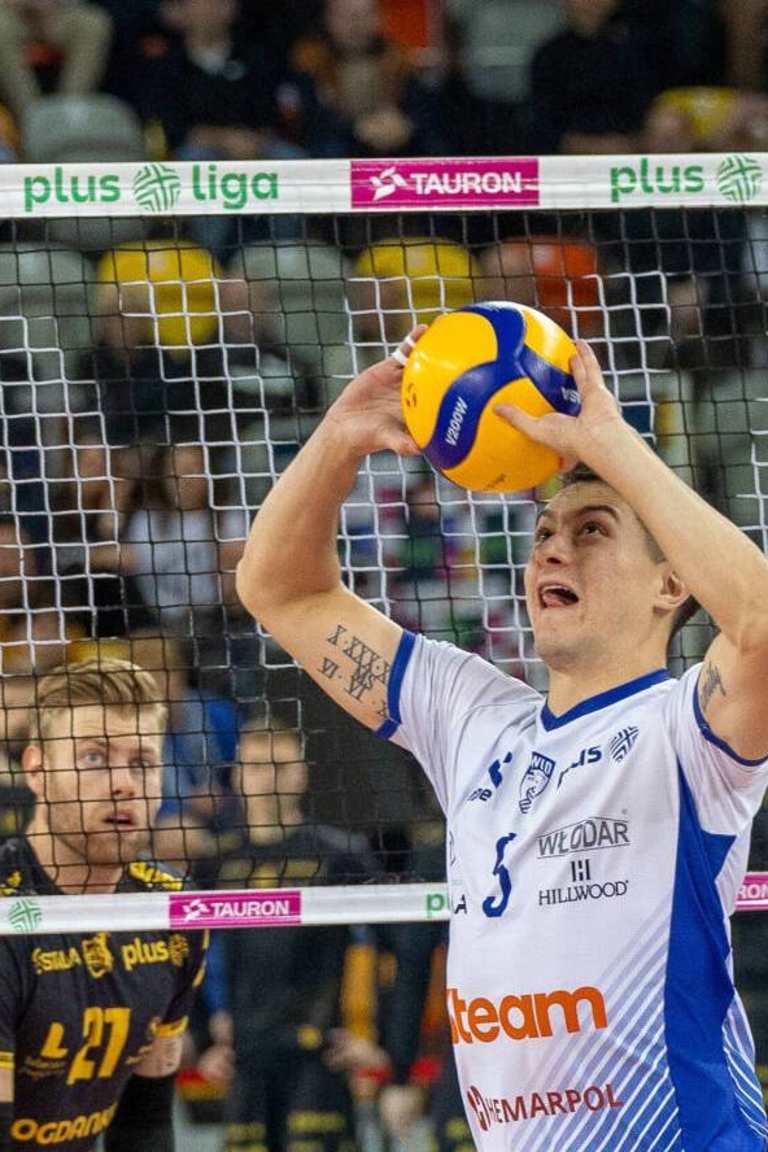 Leaders upset in Poland