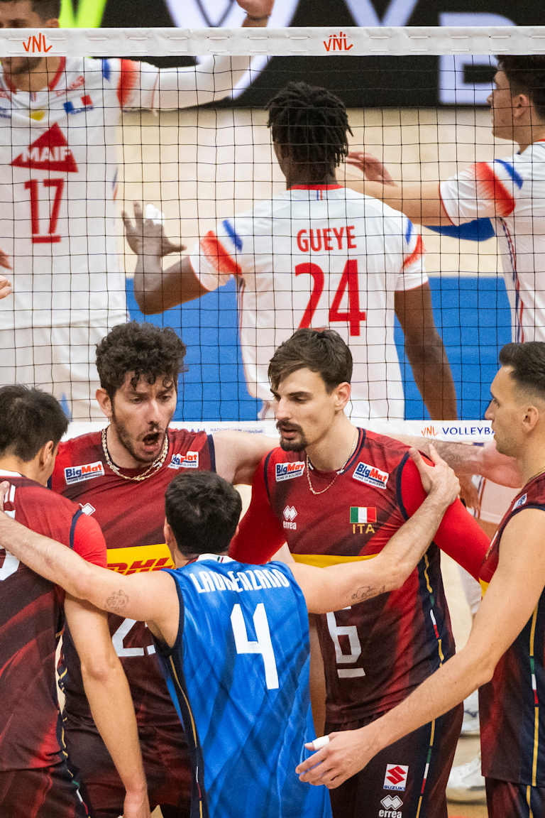 Volleyball Nations League 2025 maschile, l'Italia subisce la prima sconfitta del torneo contro la Francia: highlights e quando gioca la prossima partita contro l'Argentina