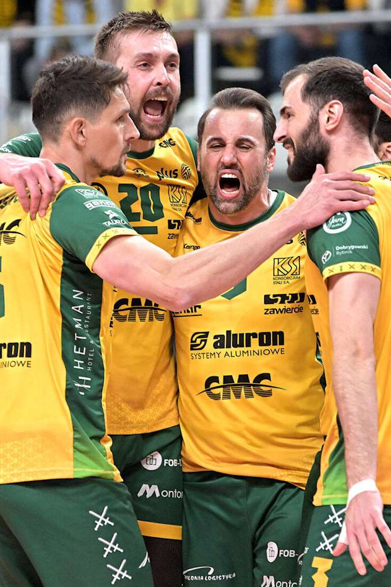Aluron stay alive in PlusLiga final, Projekt claim bronze